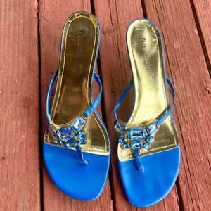 Women’s size 9 blue gemstone sandals small heels